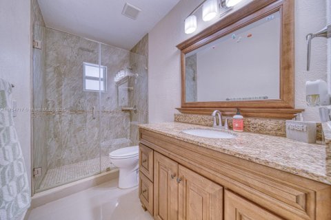 Купить виллу или дом в Хомстед, Флорида 4 спальни, 229.84м2, № 1985628 - фото 22