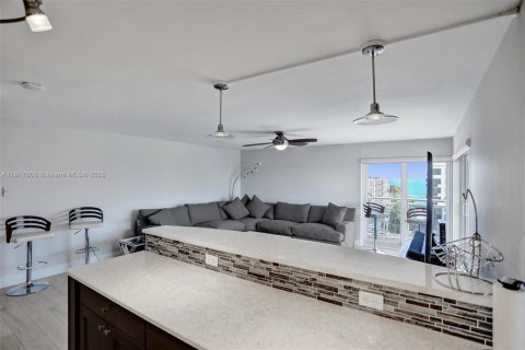 Купить кондоминиум в Хиллсборо-Бич, Флорида 2 спальни, 125.42м2, № 1972923 - фото 18