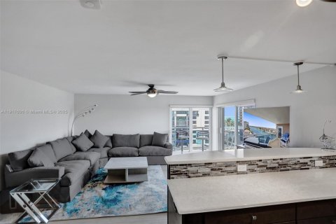 Купить кондоминиум в Хиллсборо-Бич, Флорида 2 спальни, 125.42м2, № 1972923 - фото 24