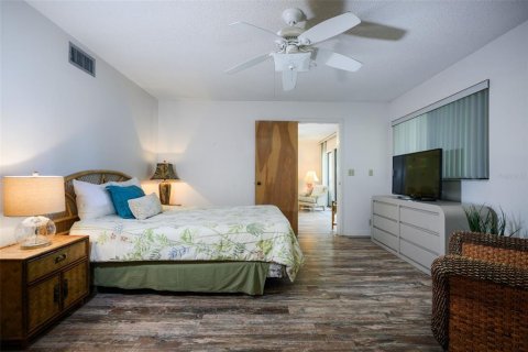 Condo in Saint Augustine, Florida, 2 bedrooms  № 2115398 - photo 15