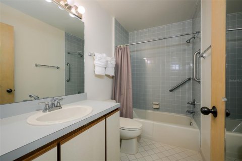 Condo in Saint Augustine, Florida, 2 bedrooms  № 2115398 - photo 14