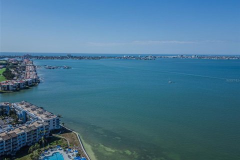 Condominio en venta en Saint Petersburg, Florida, 2 dormitorios, 116.59 m2 № 1518639 - foto 26