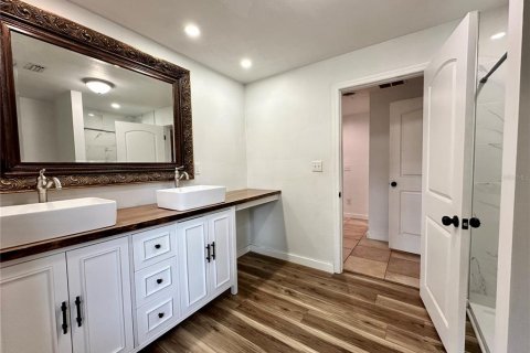 Casa en alquiler en Orange Lake, Florida, 2 dormitorios, 175.03 m2 № 1906681 - foto 20