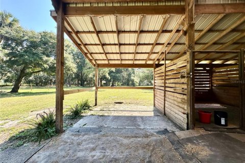 House in Orange Lake, Florida 2 bedrooms, 175.03 sq.m. № 1906681 - photo 28