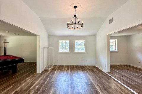 House in Orange Lake, Florida 2 bedrooms, 175.03 sq.m. № 1906681 - photo 5