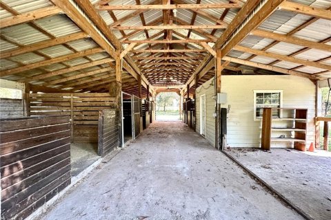 Villa ou maison à louer à Orange Lake, Floride: 2 chambres, 175.03 m2 № 1906681 - photo 25