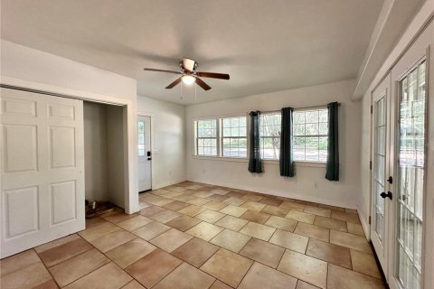 Casa en alquiler en Orange Lake, Florida, 2 dormitorios, 175.03 m2 № 1906681 - foto 12