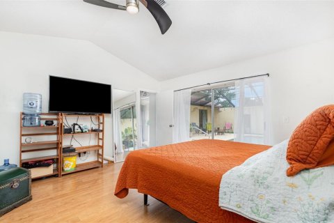 Condo in Orlando, Florida, 2 bedrooms  № 1828146 - photo 17