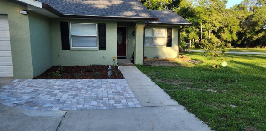 Villa ou maison à Dunnellon, Floride 2 chambres, 106.09 m2 № 1534880