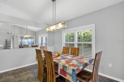 House in Bradenton, Florida 3 bedrooms, 166.02 sq.m. № 1879451 - photo 11
