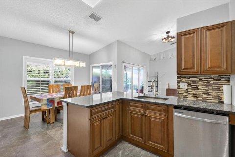 House in Bradenton, Florida 3 bedrooms, 166.02 sq.m. № 1879451 - photo 9