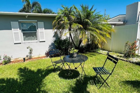 Casa en venta en West Palm Beach, Florida, 3 dormitorios, 120.4 m2 № 2295682 - foto 22
