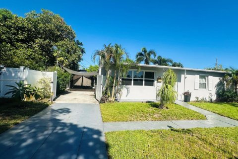 Casa en venta en West Palm Beach, Florida, 3 dormitorios, 120.4 m2 № 2295682 - foto 13
