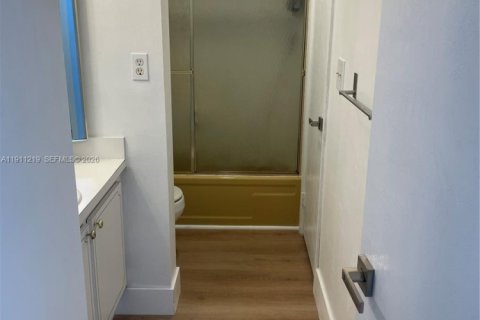 Copropriété à louer à Plantation, Floride: 1 chambre, 87.33 m2 № 1969047 - photo 19