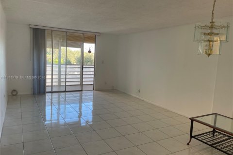 Copropriété à louer à Plantation, Floride: 1 chambre, 87.33 m2 № 1969047 - photo 24