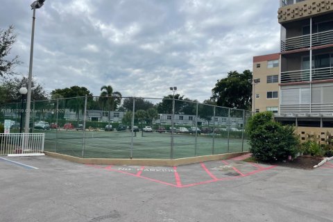 Copropriété à louer à Plantation, Floride: 1 chambre, 87.33 m2 № 1969047 - photo 2