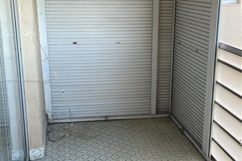 Copropriété à louer à Plantation, Floride: 1 chambre, 87.33 m2 № 1969047 - photo 28