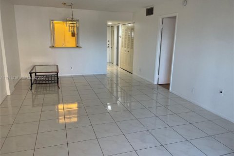 Copropriété à louer à Plantation, Floride: 1 chambre, 87.33 m2 № 1969047 - photo 25