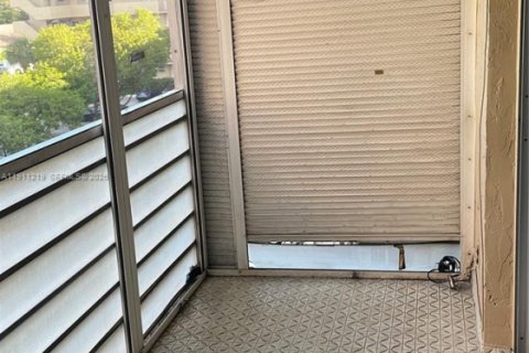 Copropriété à louer à Plantation, Floride: 1 chambre, 87.33 m2 № 1969047 - photo 27