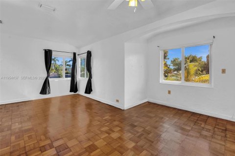 Villa ou maison à vendre à Miami Beach, Floride: 4 chambres, 223.52 m2 № 2010847 - photo 27