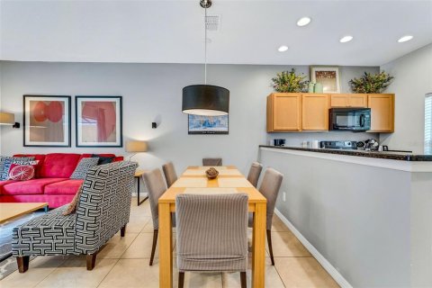Townhouse in Kissimmee, Florida 2 bedrooms, 107.86 sq.m. № 1734349 - photo 9