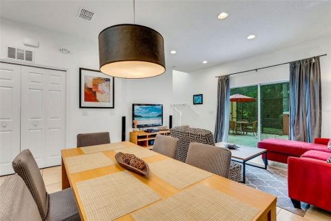 Townhouse in Kissimmee, Florida 2 bedrooms, 107.86 sq.m. № 1734349 - photo 12