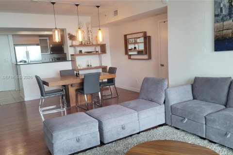 Condo in Miami, Florida, 2 bedrooms № 2086475 - photo 14