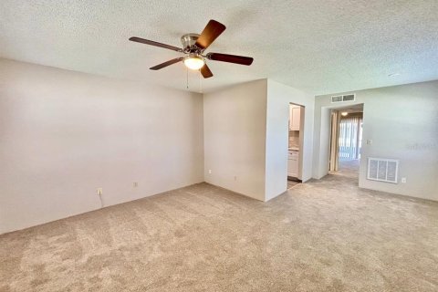 Appartement à louer à Clearwater, Floride: 1 chambre, 55.09 m2 № 2398448 - photo 2