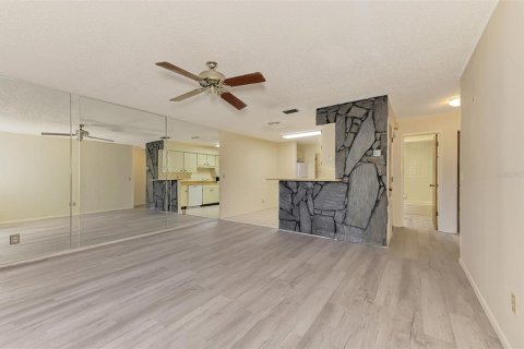 Casa en alquiler en Bradenton, Florida, 2 dormitorios, 96.99 m2 № 2112353 - foto 12