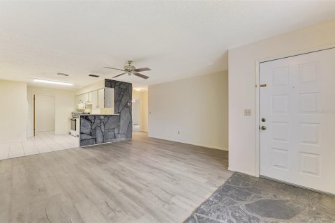 Casa en alquiler en Bradenton, Florida, 2 dormitorios, 96.99 m2 № 2112353 - foto 9