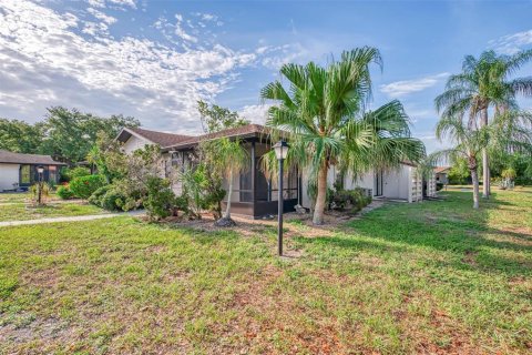 Casa en alquiler en Bradenton, Florida, 2 dormitorios, 96.99 m2 № 2112353 - foto 4