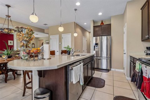 Villa ou maison à vendre à Clermont, Floride: 3 chambres, 252.69 m2 № 2314886 - photo 7