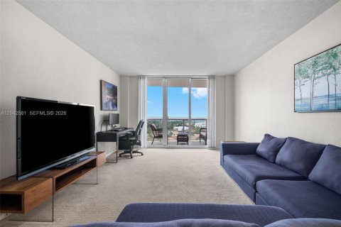 Condominio en alquiler en Sunny Isles Beach, Florida, 1 dormitorio, 93.37 m2 № 2248647 - foto 7