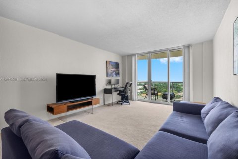 Condominio en alquiler en Sunny Isles Beach, Florida, 1 dormitorio, 93.37 m2 № 2248647 - foto 6