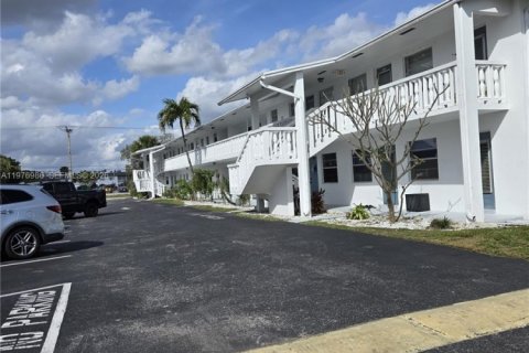 Condominio en venta en Margate, Florida, 1 dormitorio, 55.28 m2 № 2042340 - foto 16