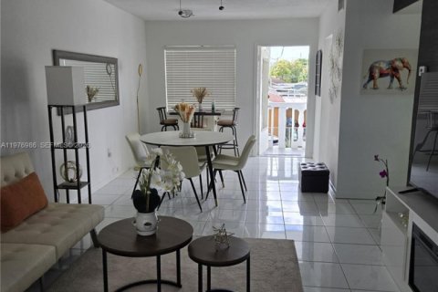 Condominio en venta en Margate, Florida, 1 dormitorio, 55.28 m2 № 2042340 - foto 3