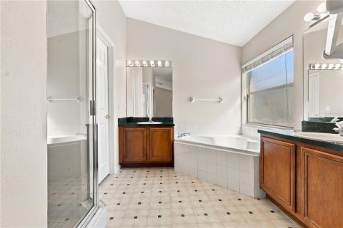 Casa en venta en Orlando, Florida, 3 dormitorios, 152.08 m2 № 2416769 - foto 17