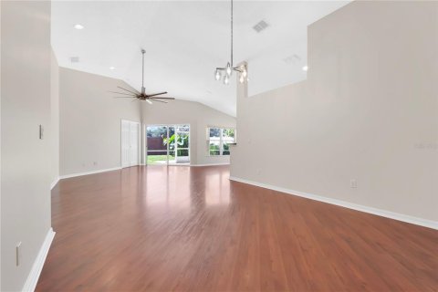 Casa en venta en Orlando, Florida, 3 dormitorios, 152.08 m2 № 2416769 - foto 2