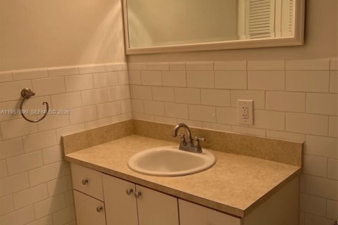 Appartement à louer à Miami, Floride: 1 chambre, 55.93 m2 № 2020747 - photo 8