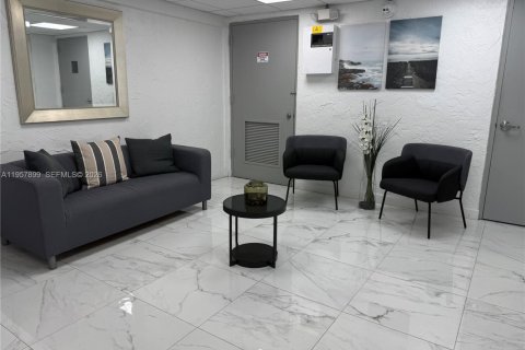 Appartement à louer à Miami, Floride: 1 chambre, 55.93 m2 № 2020747 - photo 14