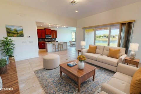 House in Port St. Lucie, Florida 4 bedrooms, 225.94 sq.m. № 2088333 - photo 6