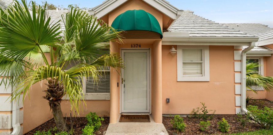 Condo à Vero Beach, Floride, 2 chambres  № 2406088