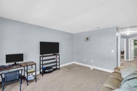 Casa en venta en Brandon, Florida, 3 dormitorios, 186.73 m2 № 1781012 - foto 24