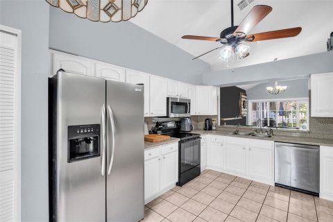 Casa en venta en Brandon, Florida, 3 dormitorios, 186.73 m2 № 1781012 - foto 6