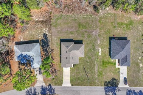 House in Ocala, Florida 4 bedrooms, 144.93 sq.m. № 2142757 - photo 4