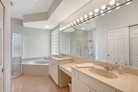 Villa ou maison à vendre à University Park, Floride: 3 chambres, 210.14 m2 № 2152121 - photo 22