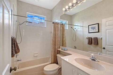 Villa ou maison à vendre à University Park, Floride: 3 chambres, 210.14 m2 № 2152121 - photo 27
