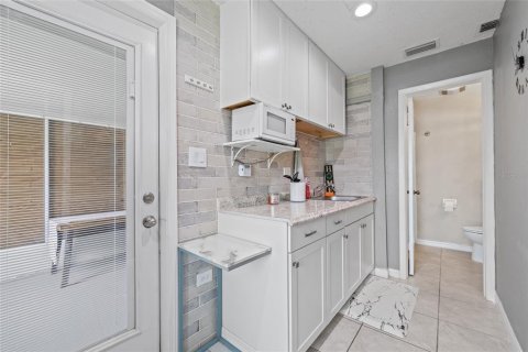 Casa en venta en Tampa, Florida, 3 dormitorios, 100.06 m2 № 1868924 - foto 30