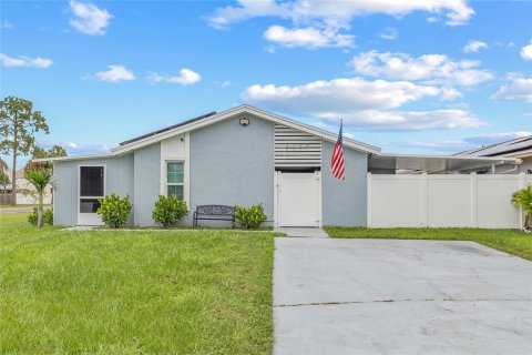 Casa en venta en Tampa, Florida, 3 dormitorios, 100.06 m2 № 1868924 - foto 1
