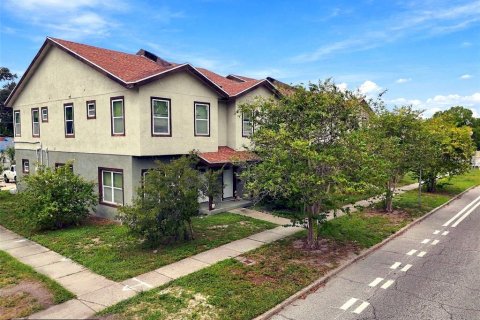 Immobilier commercial à vendre à Saint Petersburg, Floride: 4635.36 m2 № 2406411 - photo 22